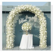 Using Artificial Flowers At Wedding