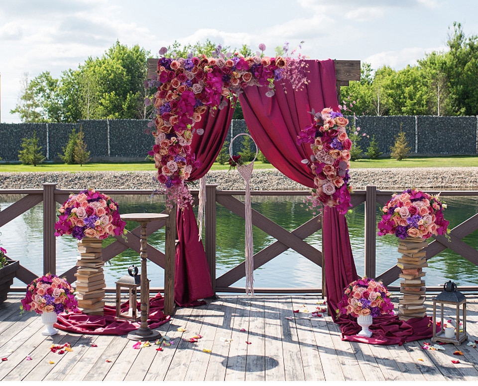 wedding stage decoration with artificial flowers