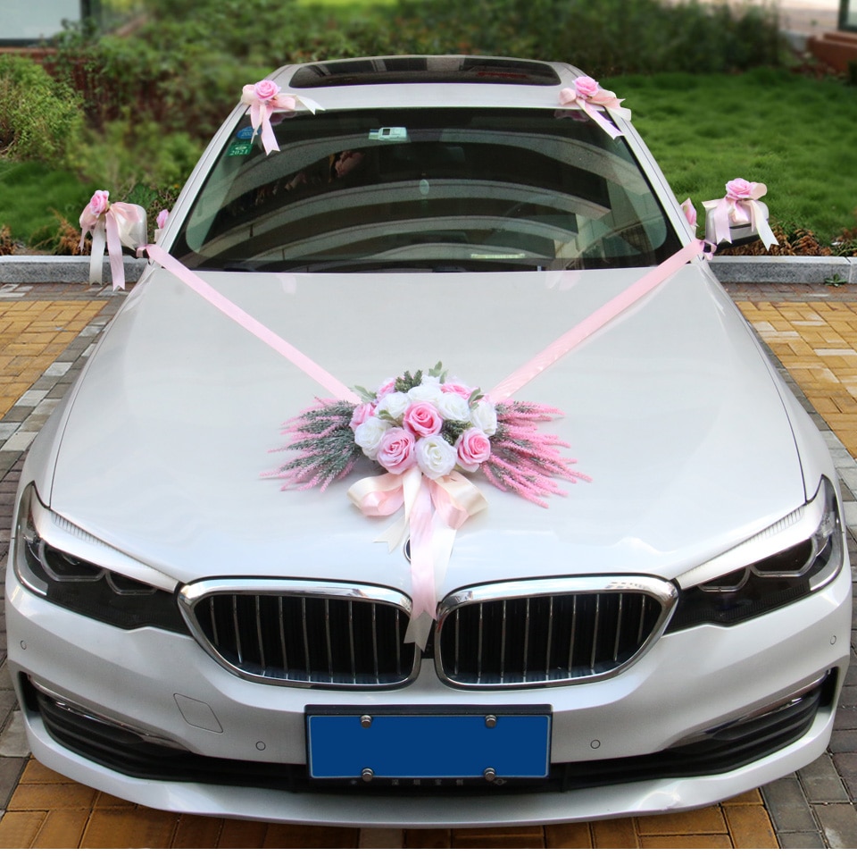 Legal restrictions on car decorations
